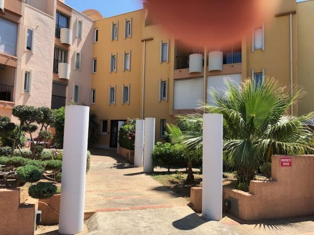 Gruissan Appartement Calme, Vue Sur Port De Plaisance -Clim, Empl.Parking Exterior photo