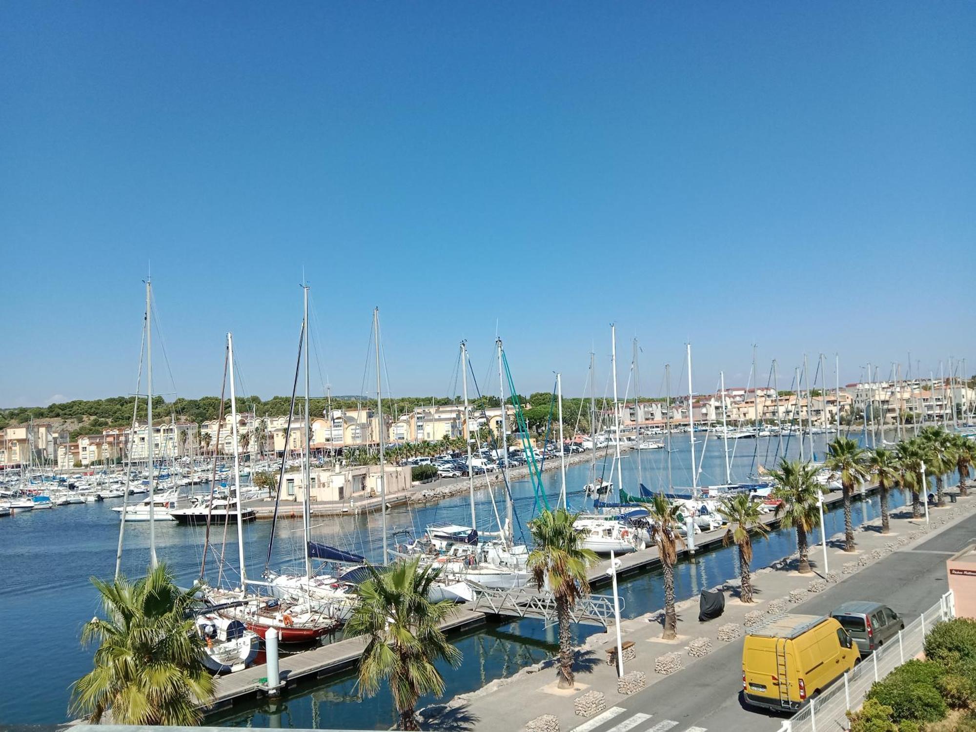 Gruissan Appartement Calme, Vue Sur Port De Plaisance -Clim, Empl.Parking Exterior photo